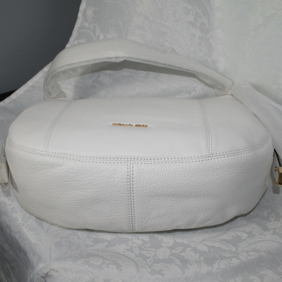 MICHAEL KORS BROOKE LARGE PEBBLE LEATHER HOBO BAG - Picture 5 of 6